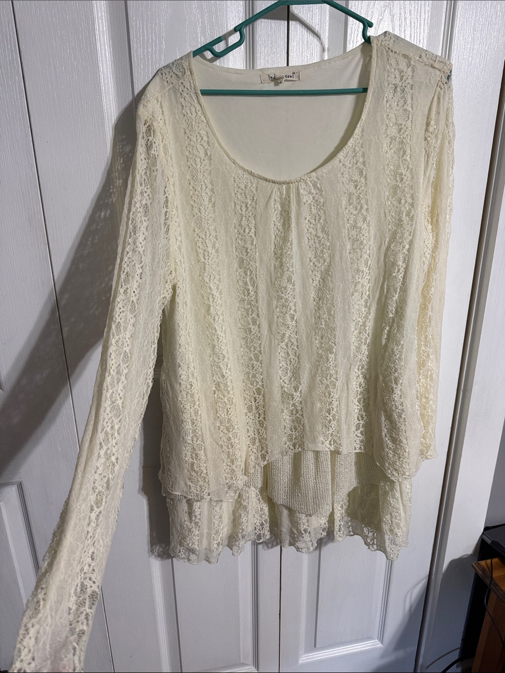 indigo soul Cream Lace Layered Long-Sleeve Tunic